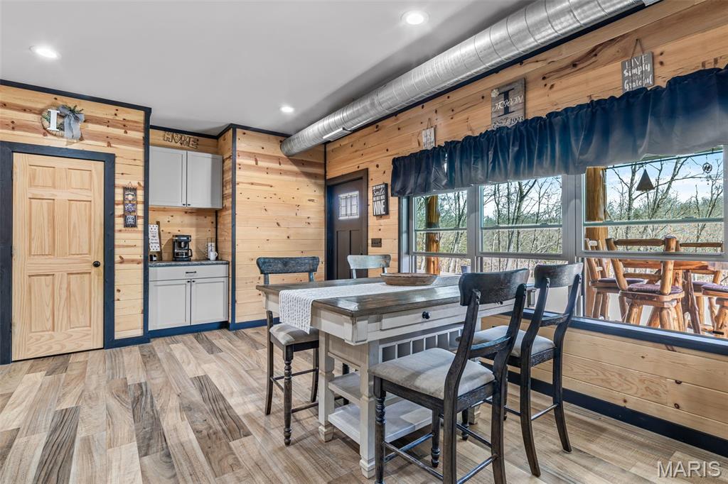 Brook Stone - Residential