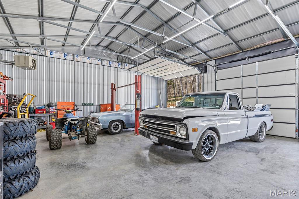 Brook Stone - Residential