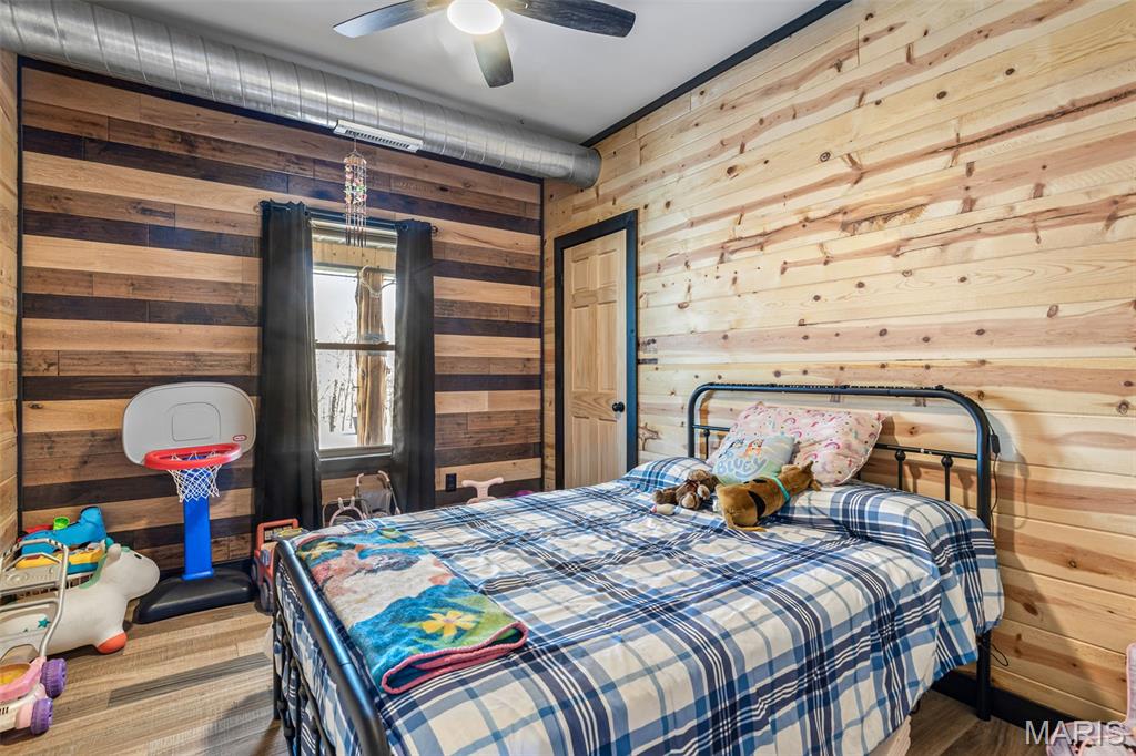 Brook Stone - Residential