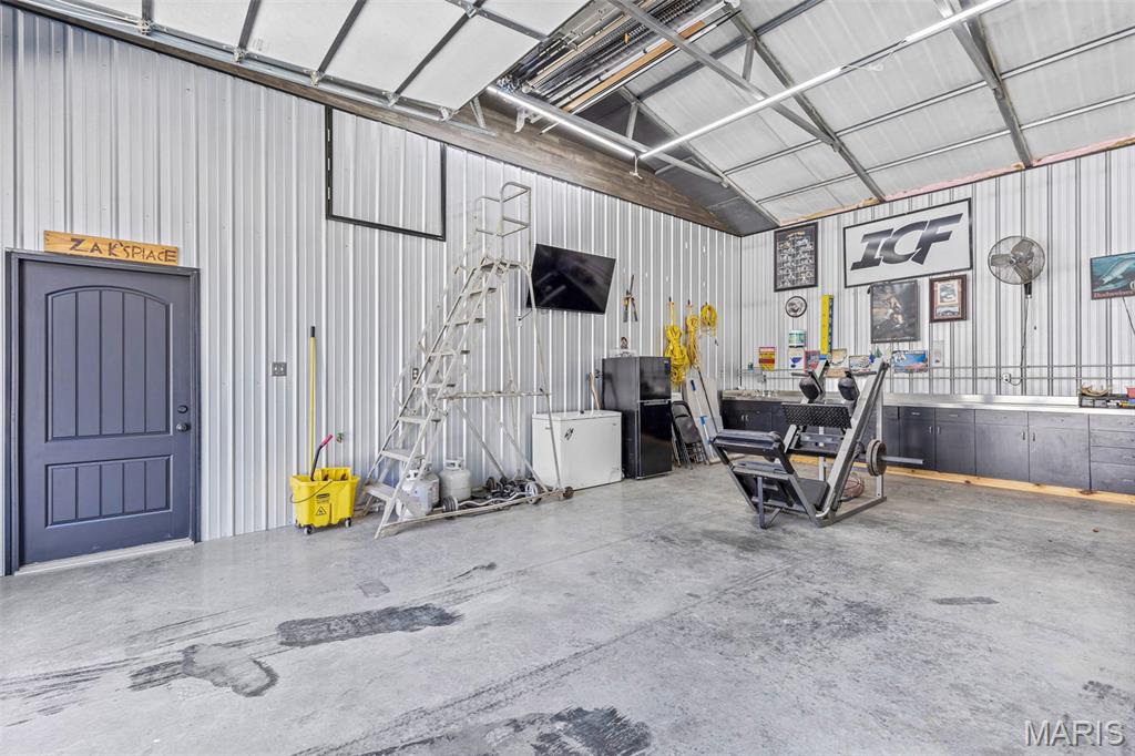 Brook Stone - Residential