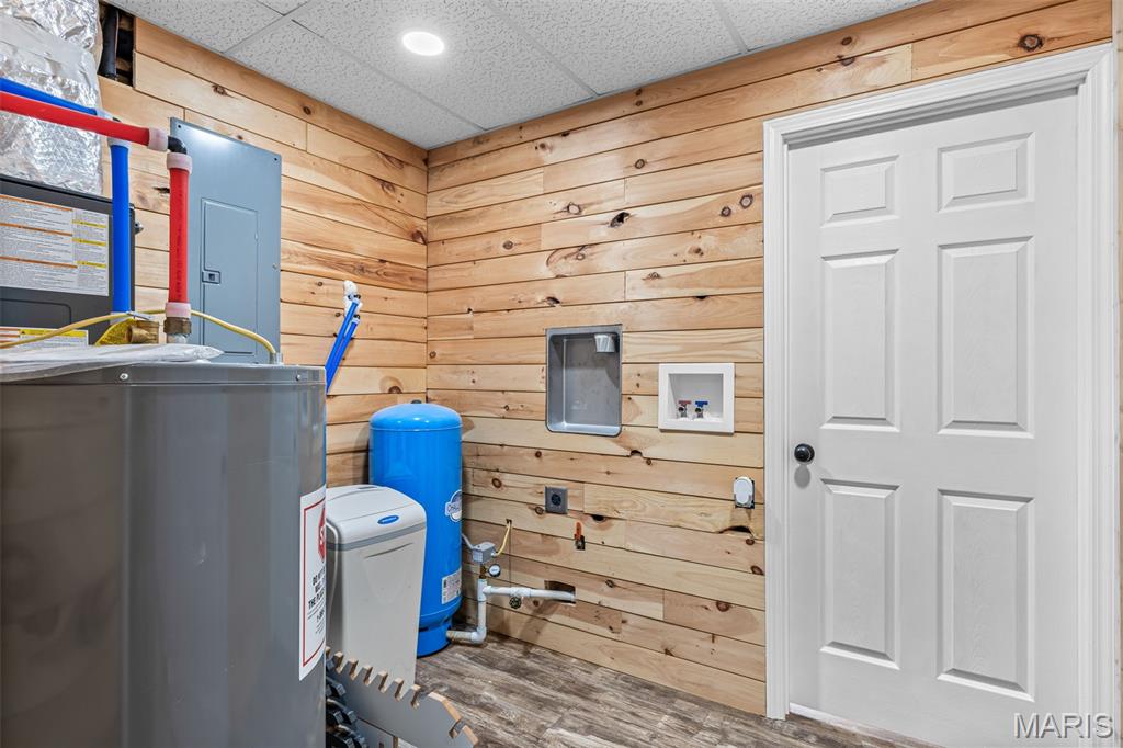 Brook Stone - Residential