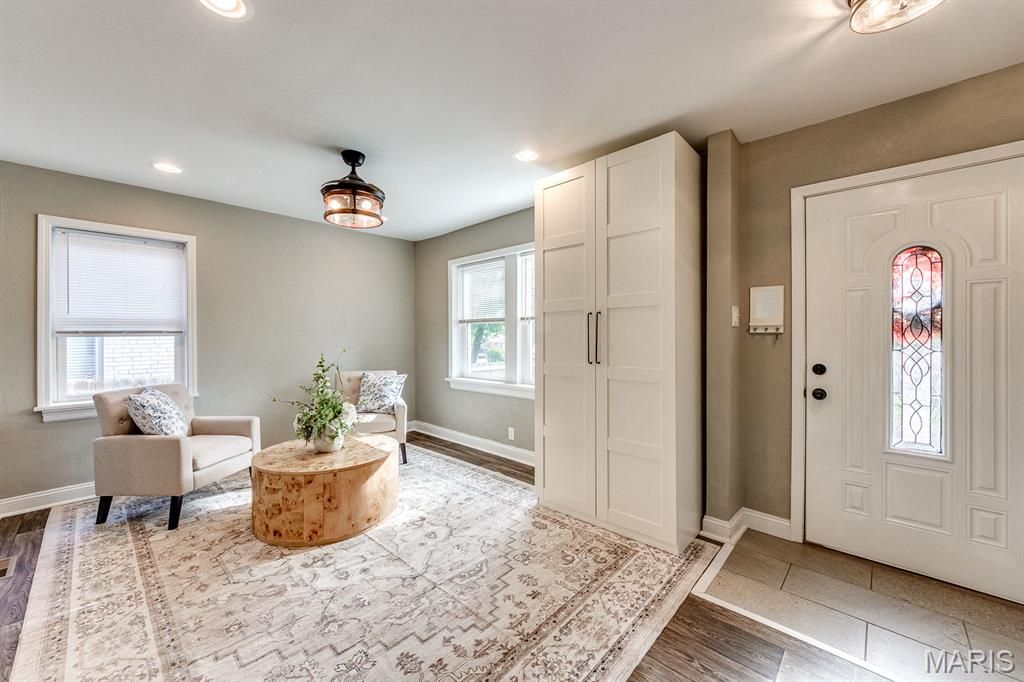 Photo of 2825 Telegraph Road, St Louis, MO 63125 (MLS # 25071161)