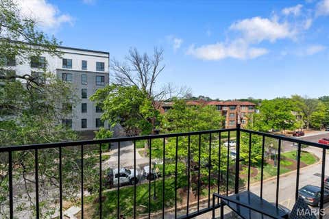 Photo of 5630 Pershing Avenue #40, St Louis, MO 63112 (MLS # 26046792)