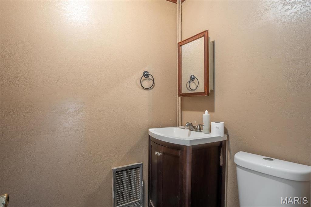 BC HUDSON'S 2ND SUB - Commercial Sale