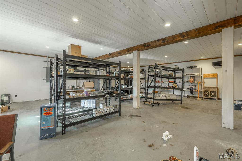 BC HUDSON'S 2ND SUB - Commercial Sale