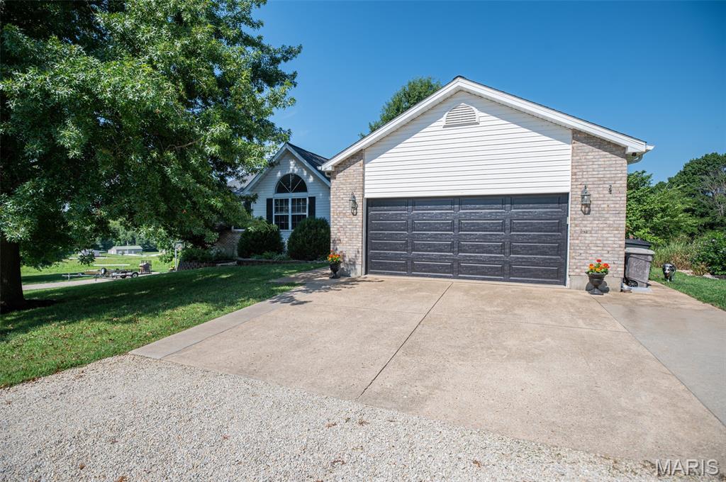 351 Meyers Hill Ln