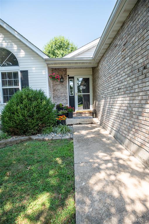 351 Meyers Hill Ln