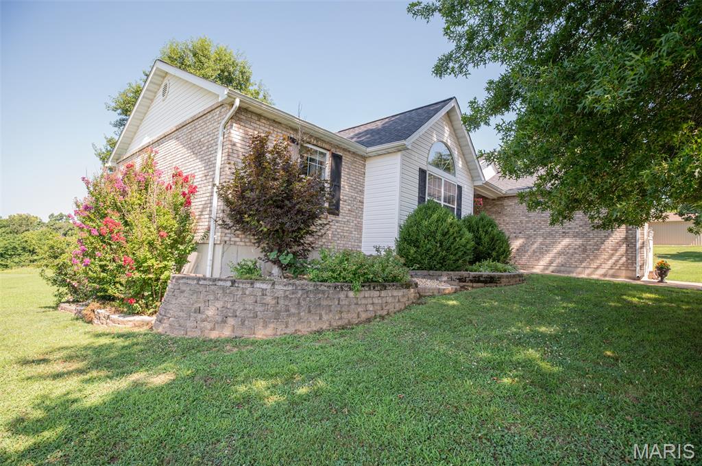 351 Meyers Hill Ln