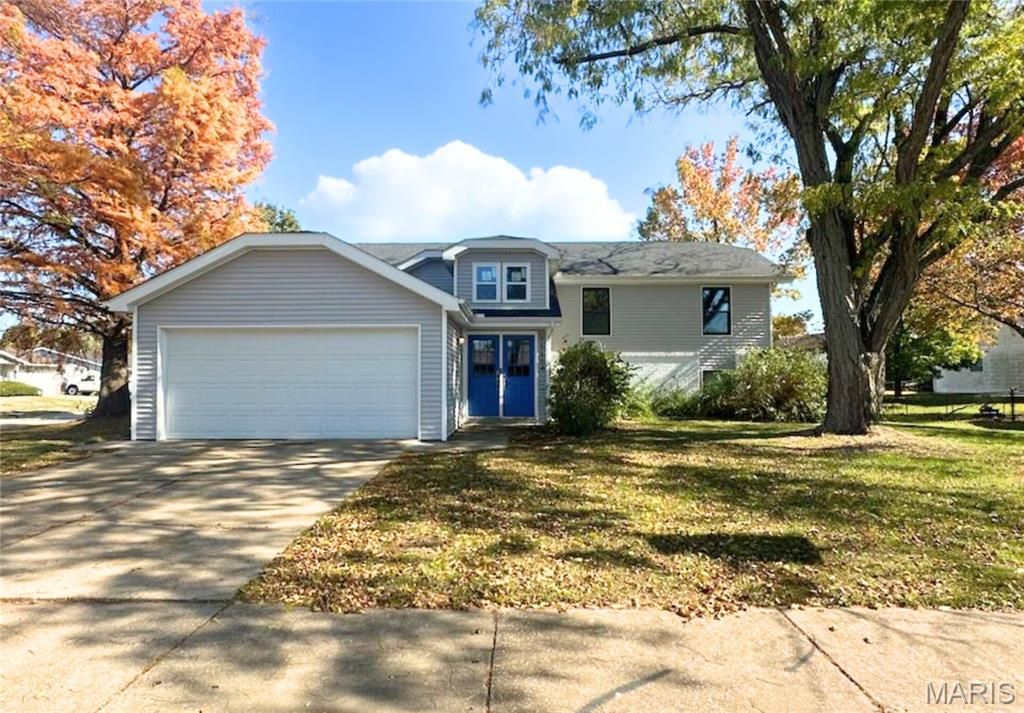 Photo of 15684 Birkemeier Drive, Florissant, MO 63034 (MLS # 25072664)