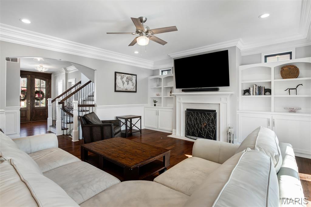 Woodlawn Country Club Grounds - Residential