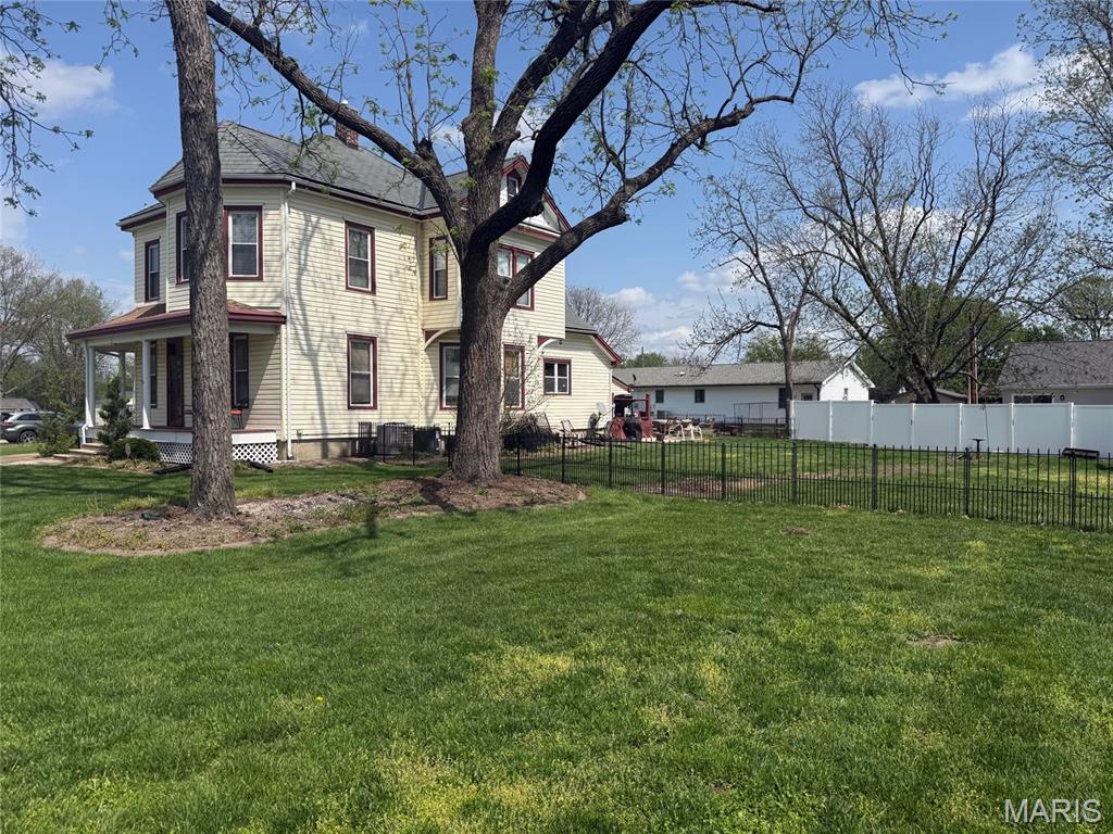 602 S State Highway 47