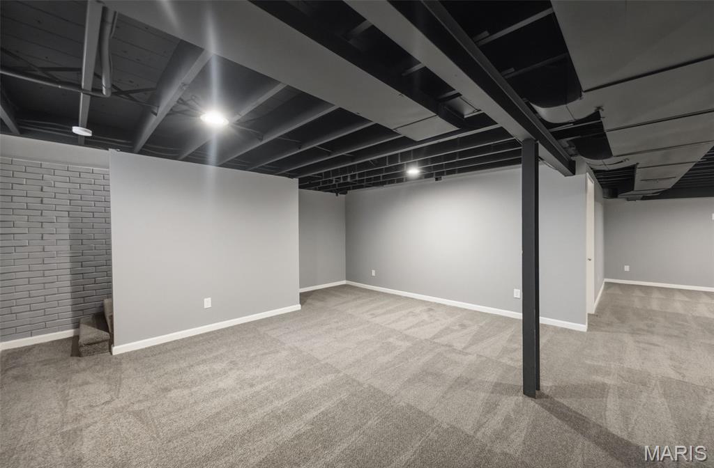 Mc Knight Downs - Residential