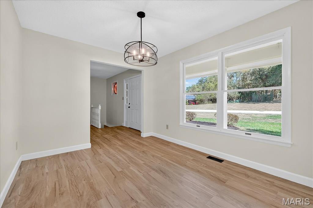 21 Oak Springs Court