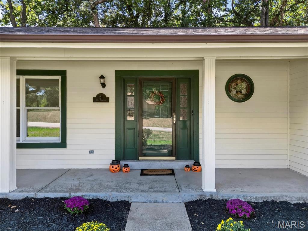 21 Oak Springs Court