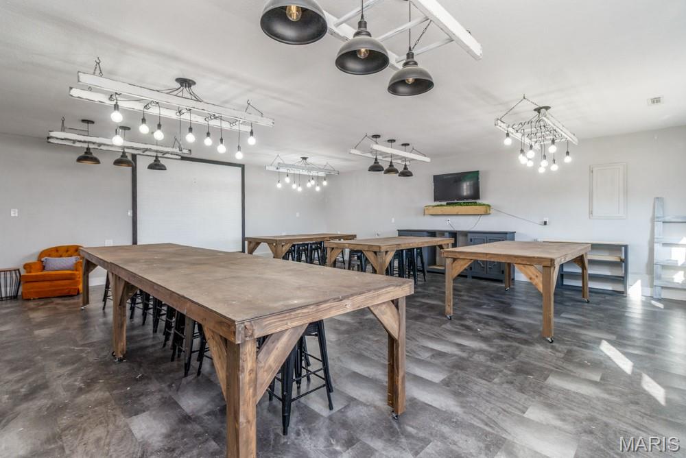 BELLS - Commercial Sale