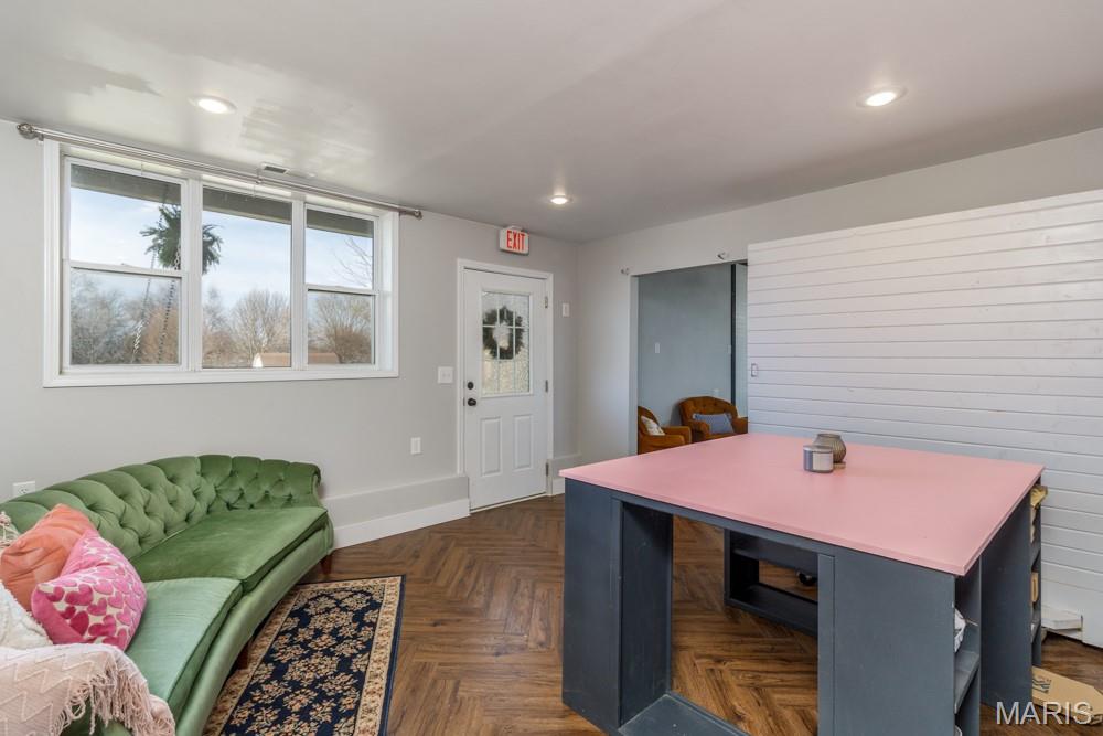 BELLS - Commercial Sale