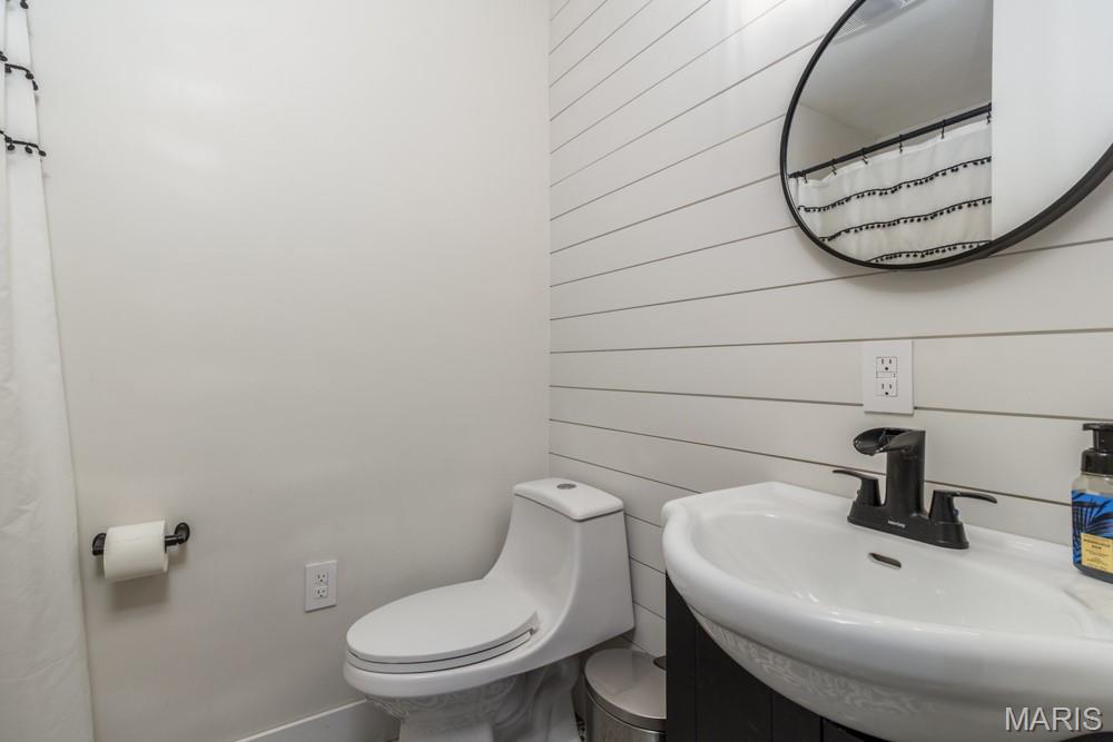 BELLS - Commercial Sale