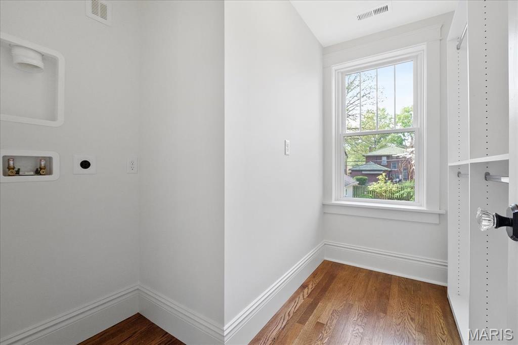 Forsyth Place - Residential