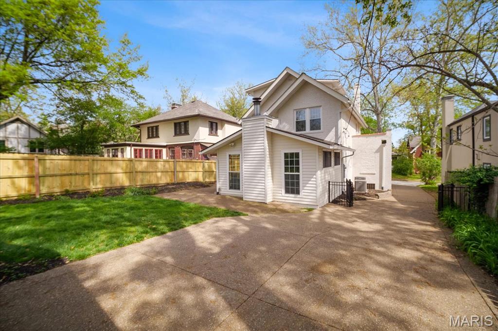 Forsyth Place - Residential