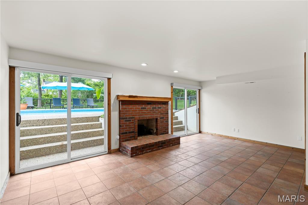 Robyn Lane - Residential