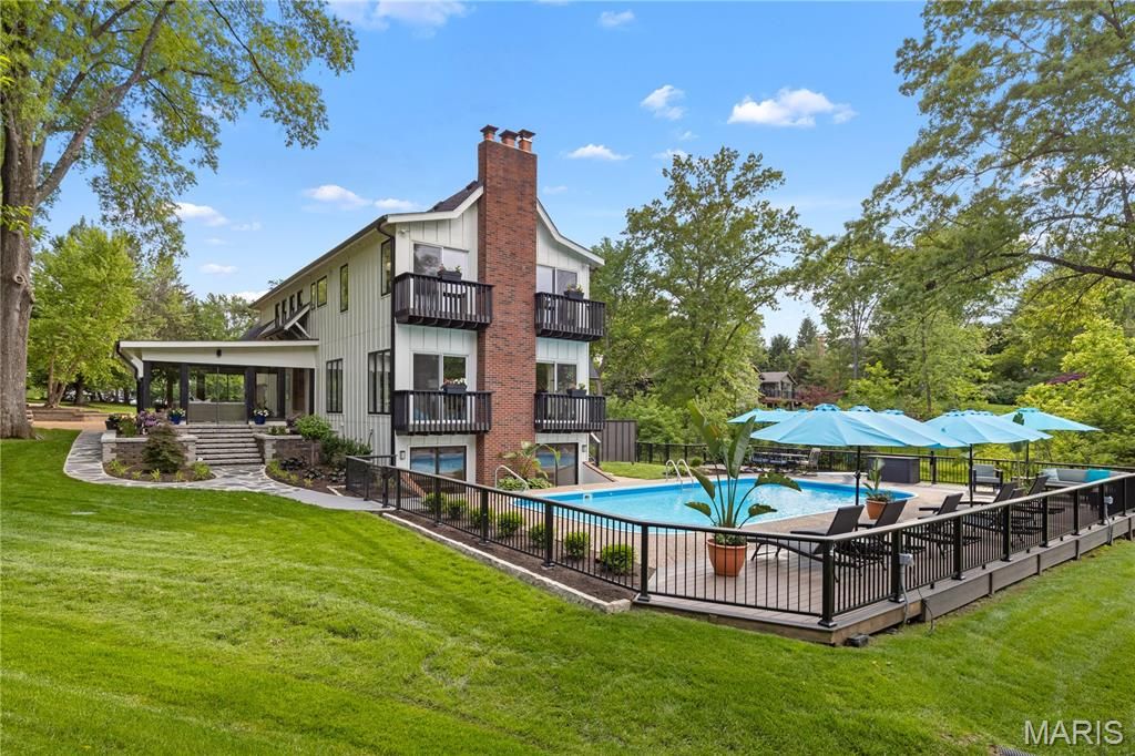 Photo of 12001 Robyn Park Drive, Westwood, MO 63131 (MLS # 26027352)