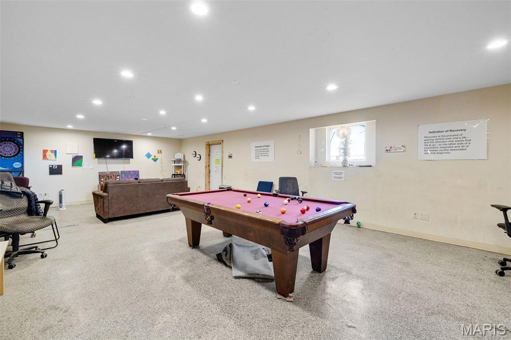 North Broadway - Commercial Sale