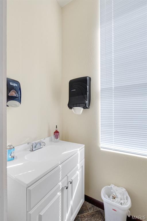 North Broadway - Commercial Sale