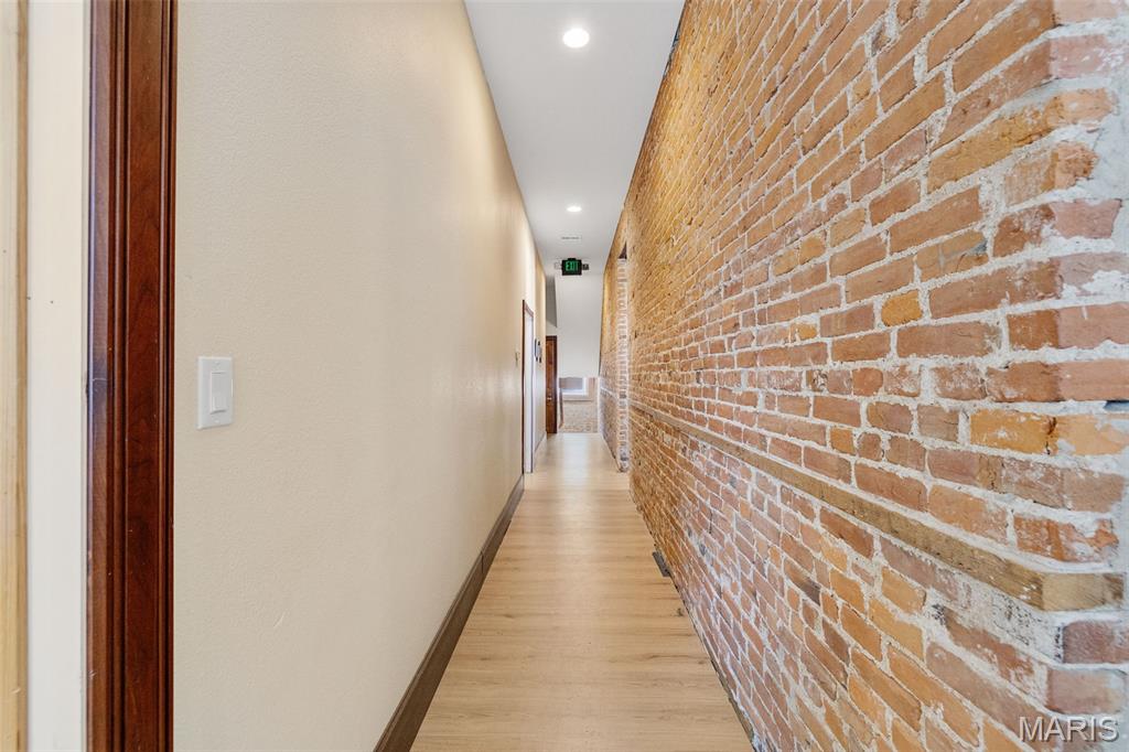 North Broadway - Commercial Sale