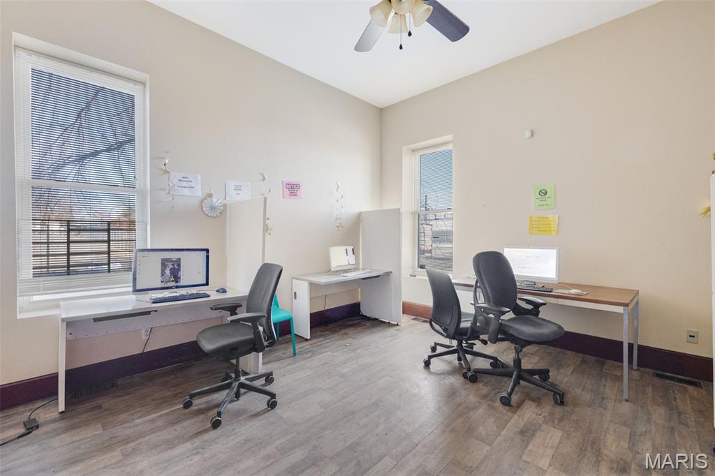 North Broadway - Commercial Sale