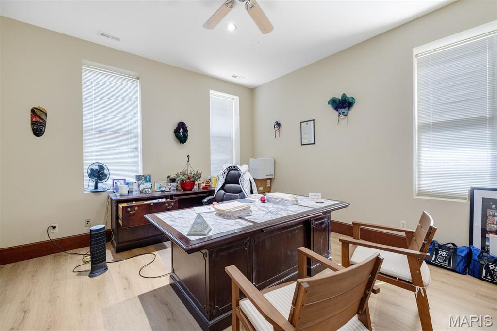 North Broadway - Commercial Sale