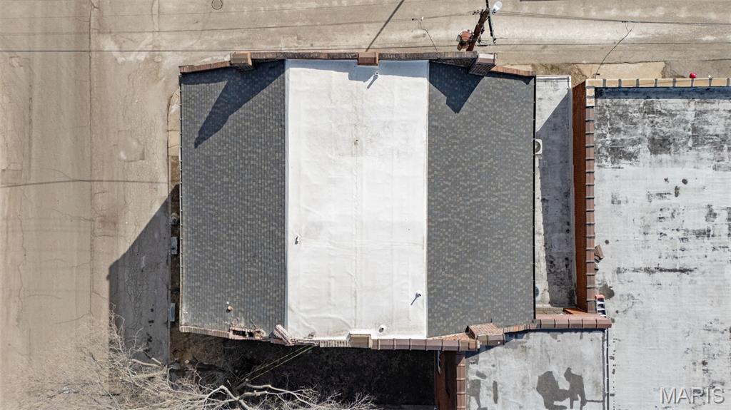 North Broadway - Commercial Sale