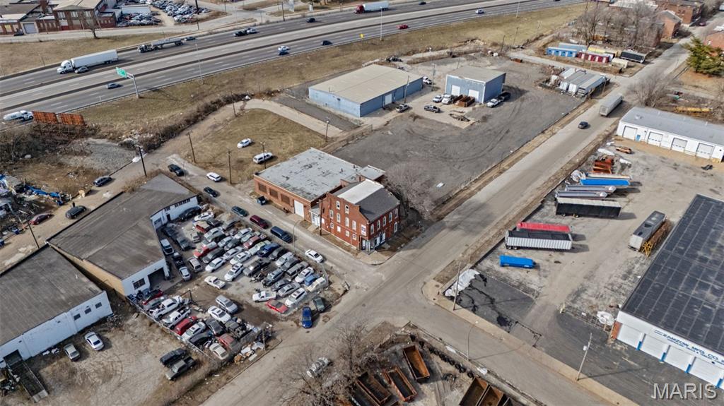 North Broadway - Commercial Sale