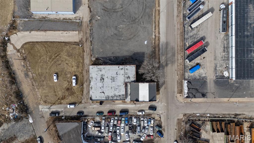 North Broadway - Commercial Sale