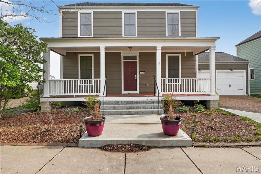 Step into this beautiful home with many excellent updates.  New air and heat, fence, New siding, New composite porch, New Fire smoke detectors, tub, and Roof. Custom Staggered 42"/36" Cherry kitchen Cabinets , Granite Counter tops, Center Island, Hearth Room, Wood Flooring, 9' First Floor Ceilings, Laundry Room on Second Floor, Whirlpool Tub, Built in Custom Oak Cabinets in Living Room/Den, Fenced in Yard, Plus many other features. Pools, stores, amphitheater, club house, water park, and lakes are just some of the wonderful amenities offered in the quaint New Town Community. This is a must see property !!!