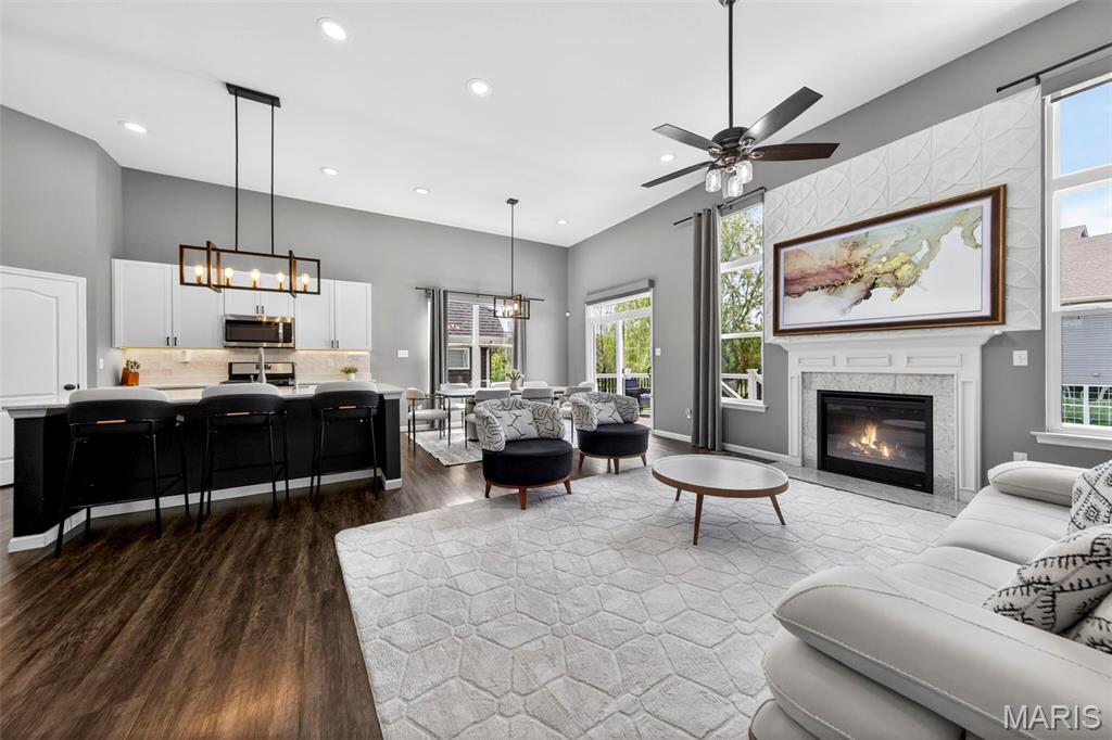 Vlgs At Montrachet #2 - Residential