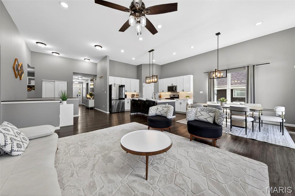 Vlgs At Montrachet #2 - Residential