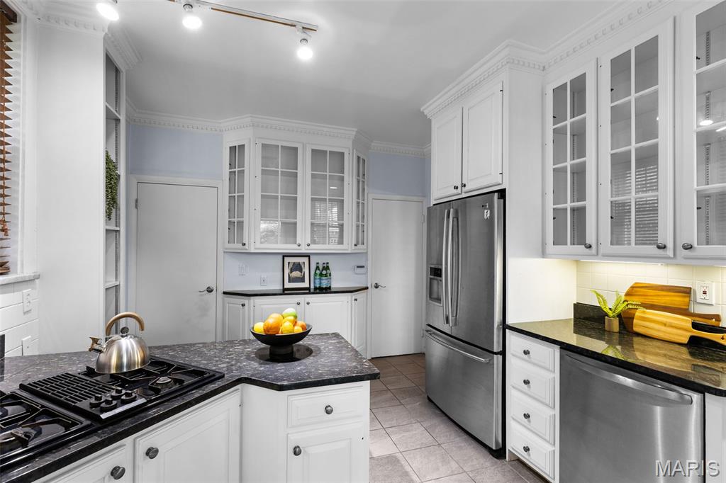 Ames Place - Residential