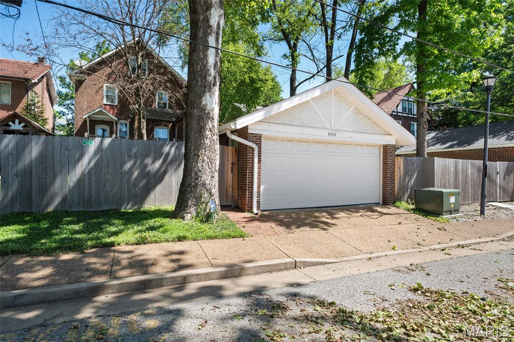 Ames Place - Residential