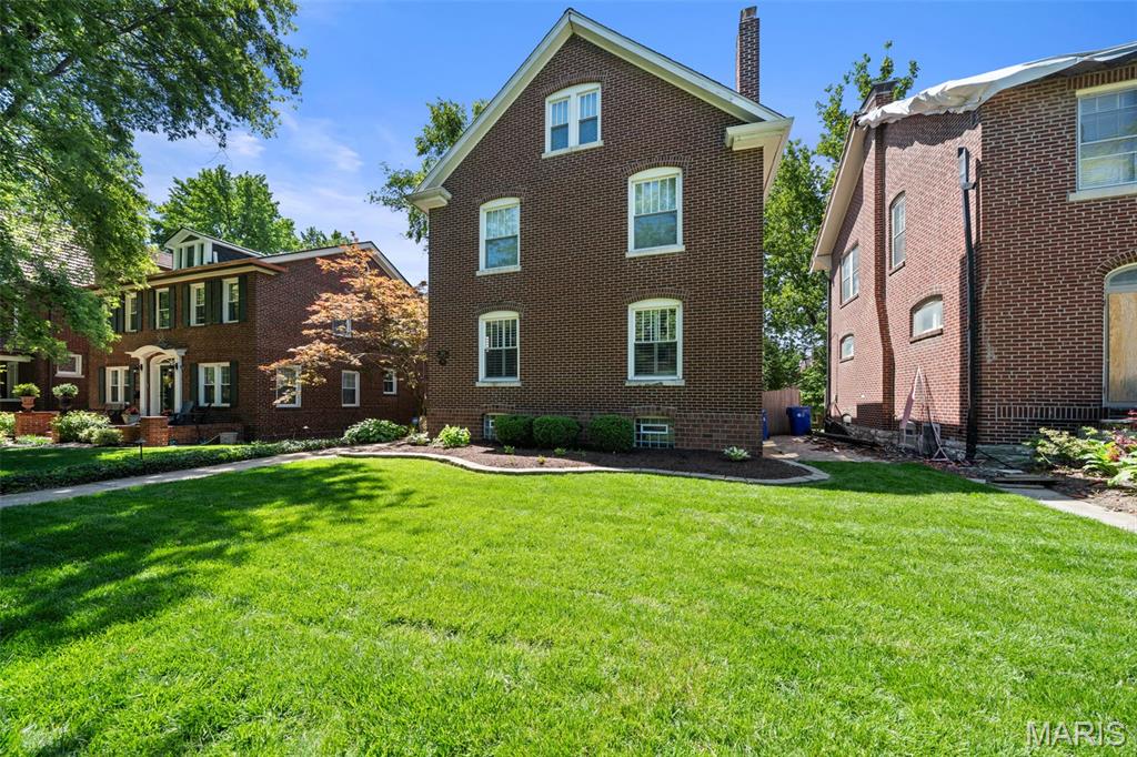 Ames Place - Residential