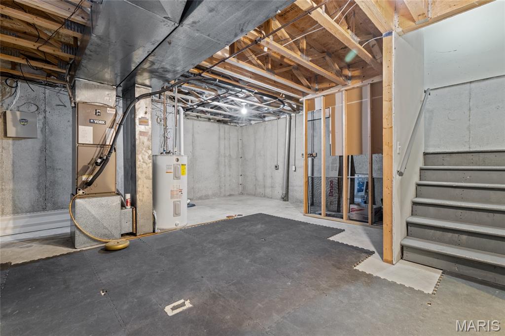 Brownstone Village At Thornbury #1 - Residential