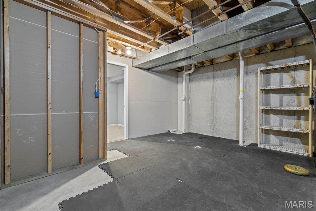 Brownstone Village At Thornbury #1 - Residential