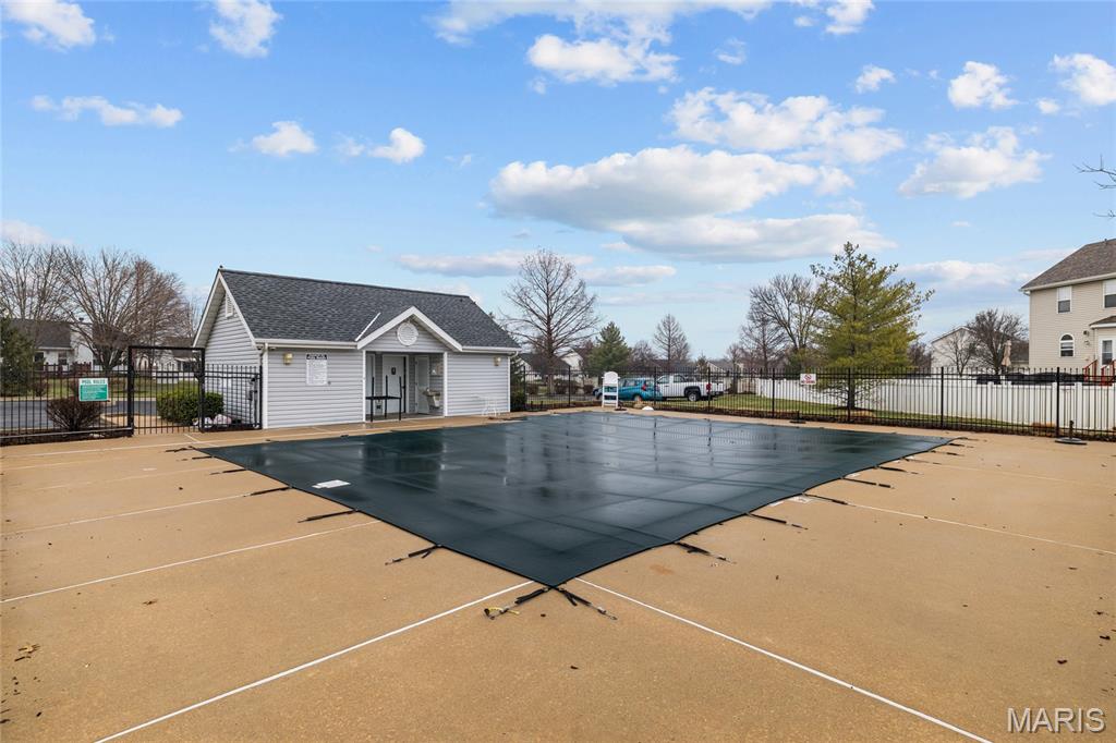 Brownstone Village At Thornbury #1 - Residential