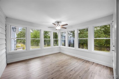 Tiny photo for 10 Briarwood Court, Warrenton, MO 63383 (MLS # 26029390)