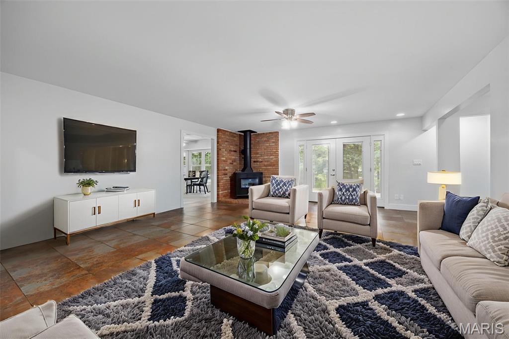 Briar Wood Manor - Residential