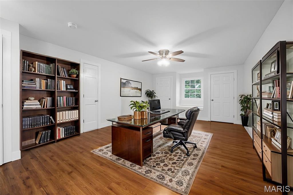 Briar Wood Manor - Residential
