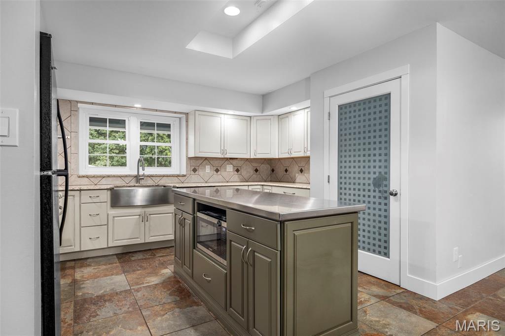 Briar Wood Manor - Residential