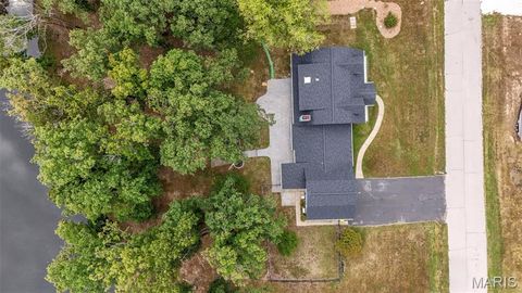 Tiny photo for 10 Briarwood Court, Warrenton, MO 63383 (MLS # 26029390)