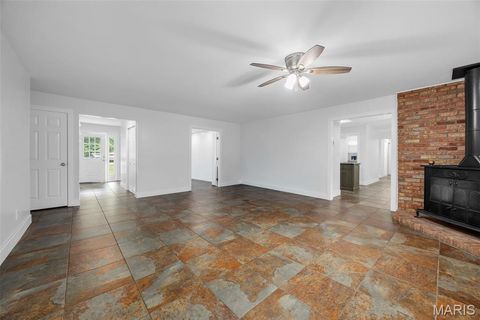 Tiny photo for 10 Briarwood Court, Warrenton, MO 63383 (MLS # 26029390)