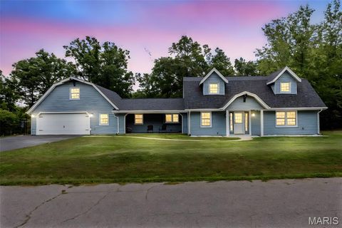 Tiny photo for 10 Briarwood Court, Warrenton, MO 63383 (MLS # 26029390)