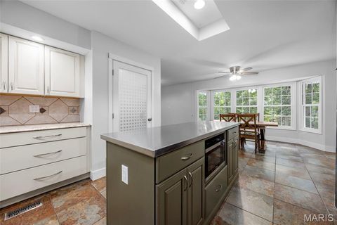 Tiny photo for 10 Briarwood Court, Warrenton, MO 63383 (MLS # 26029390)